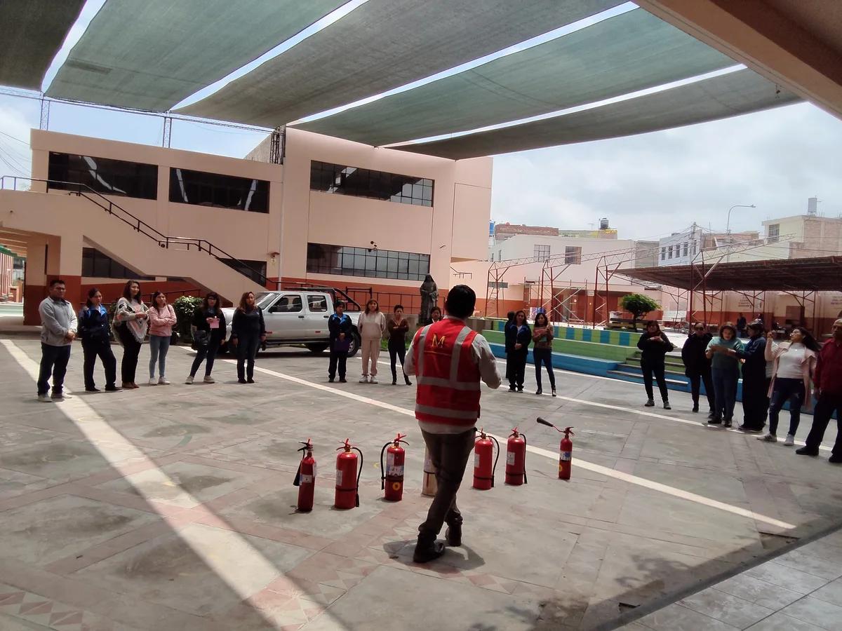 Entrenamiento a la Brigada ante Emergencias