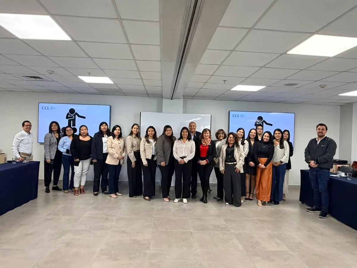 Participantes de una jornada de sensibilización en un auditorio